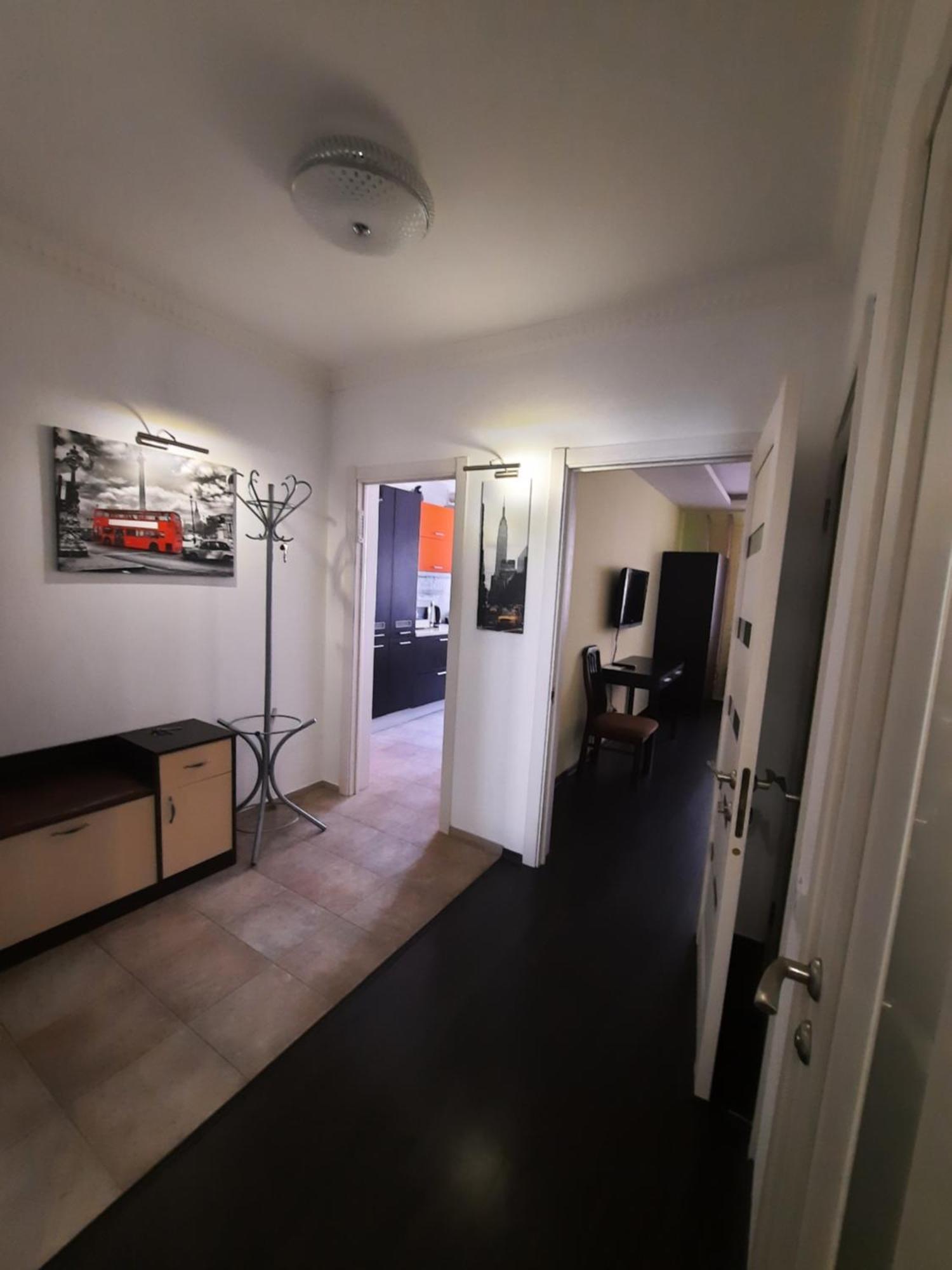 Шикарная 2К Квартира Центральный Парк Университет 70М Irpín Exterior foto